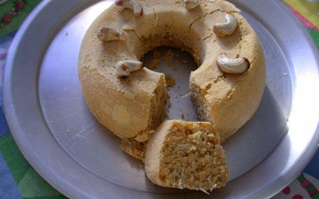 Bolo diet de fubá com castanha de caju