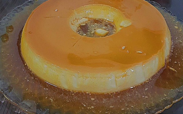 Pudim tradicional com leite condensado 