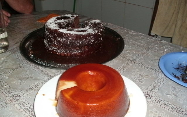 Bolo mole caramelado