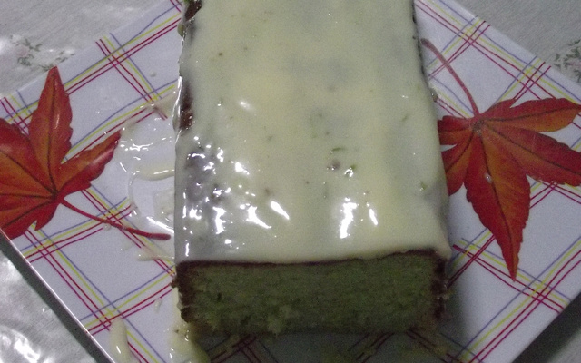 Bolo de gelatina de limão