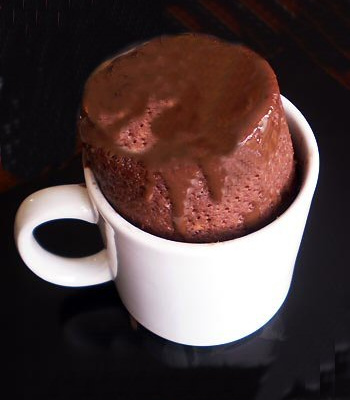 Bolo na caneca fácil