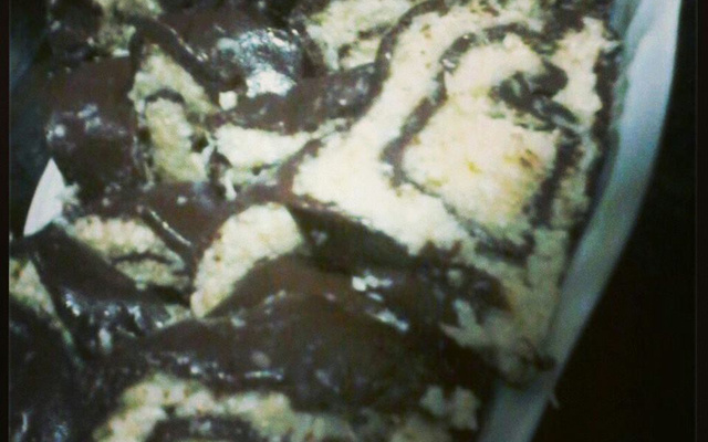 Rocambole de leite em pó com coco