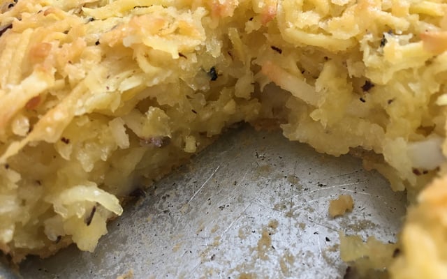 Bolo de aipim com coco cremoso