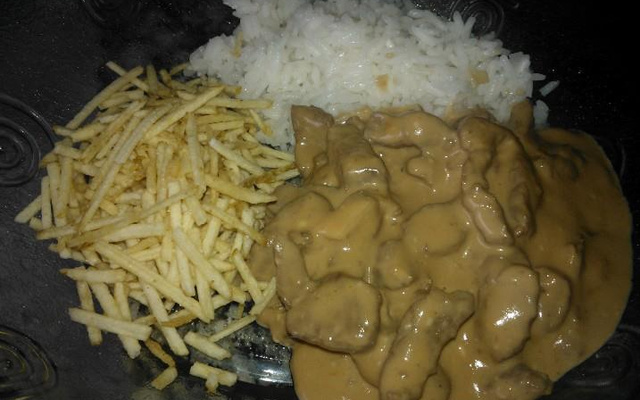 Estrogonofe de carne super fácil