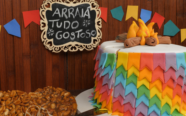 Bolo de Festa Junina