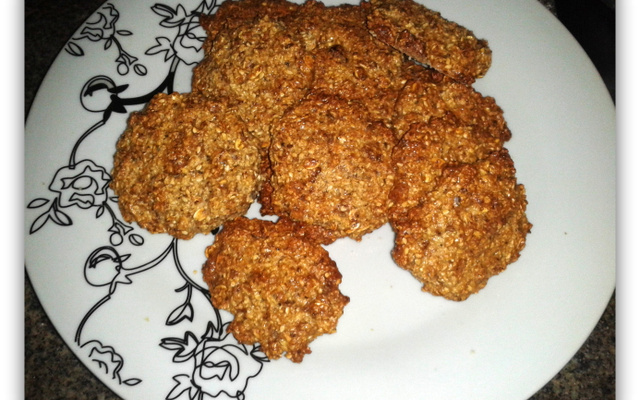 Biscoito de granola, aveia e  linhaça