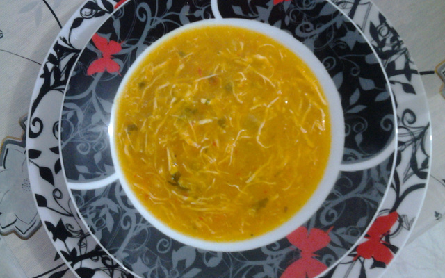 Creme de moranga com frango desfiado