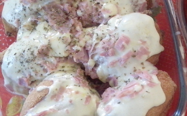 Batatas empanadas e gratinadas