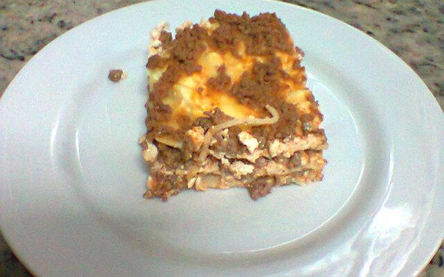 Lasanha de ricota ao molho caseiro