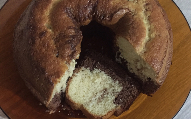 Bolo mesclado de liquidificador