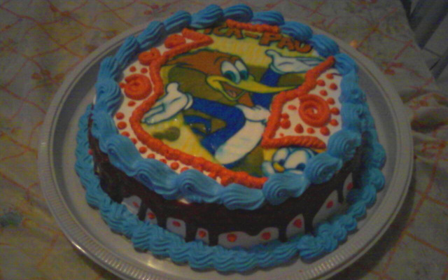 Bolo de aniversário sabor Prestígio