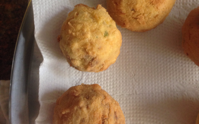 Bolinho de mandioca com recheio