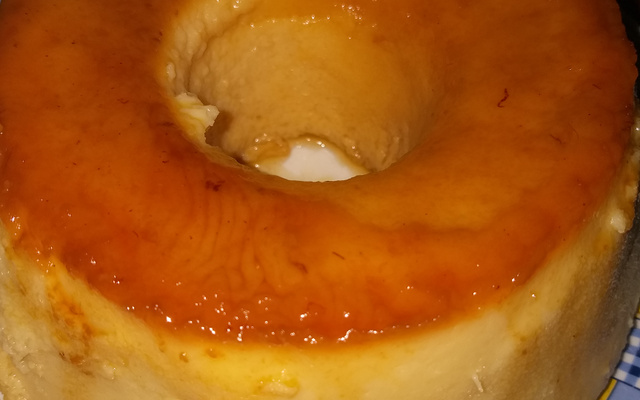 Pudim de leite condensado na pressão.