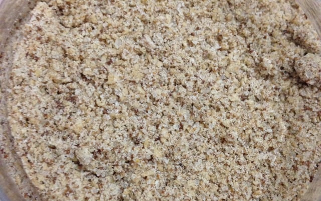 Farofa crocante de castanhas ou nozes