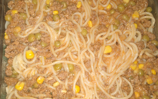 Macarrão com molho de carne moída do Milton Quintas
