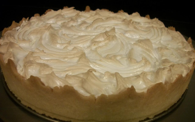 Torta de limão com cobertura de marshmallow