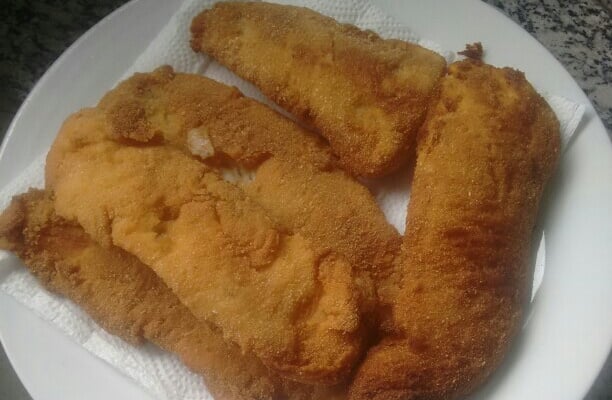 Filé de tilápia empanado