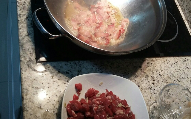 Creme de cebola com bacon e alcatra do Krulikoski