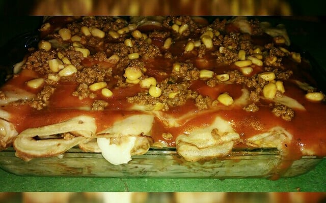 Panquecas de carne com requeijão