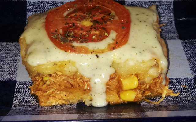 Bolo salgado de aipim