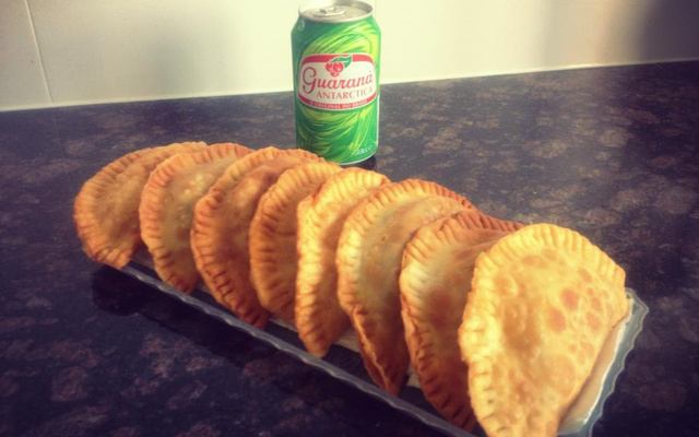 Massa de pastel caseira