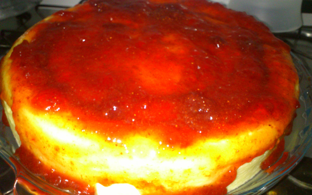 Cheesecake rápida de ricota com geléia