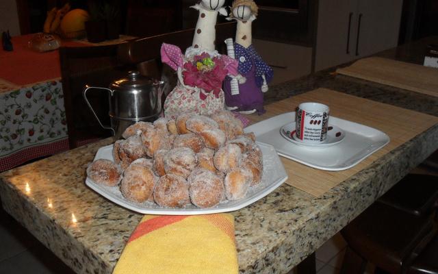 Bolinho de chuva sequinho