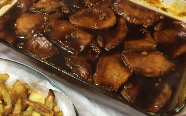 Costela de porco suína ao molho agridoce