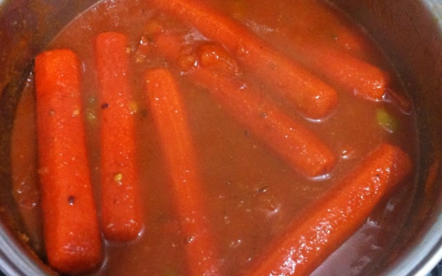 Cachorro quente simples, fácil e delicioso