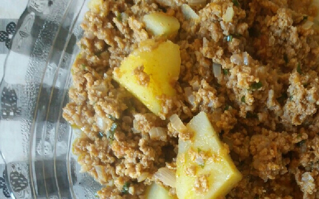 Carne Moída com batatinha