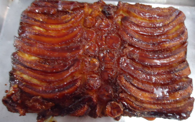 Bolo de banana caramelizada fácil