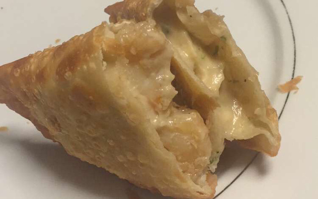 Pastel de frango com catupiri prático