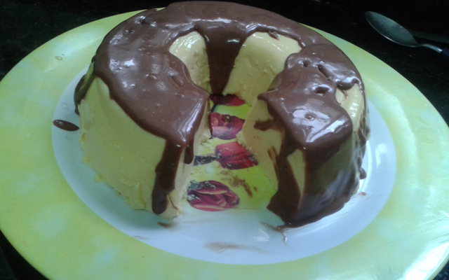 Pudim de gelatina de maracujá