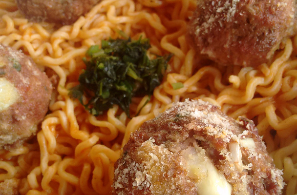 Polpetone assado e recheado