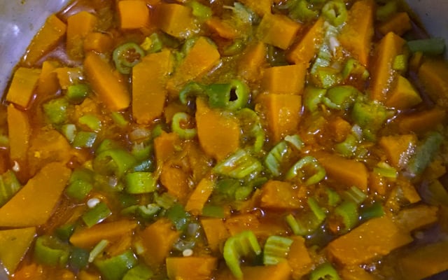 Refogado de quiabo com abóbora