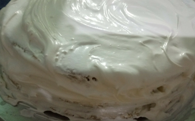 Bolo de abacaxi recheado delicioso