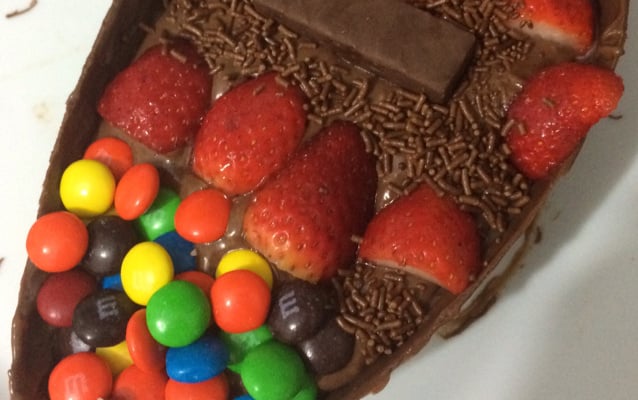 Ovo de Páscoa de colher com brigadeiro