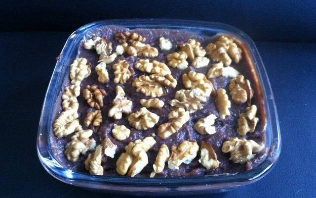 Torta de nozes com suspiro