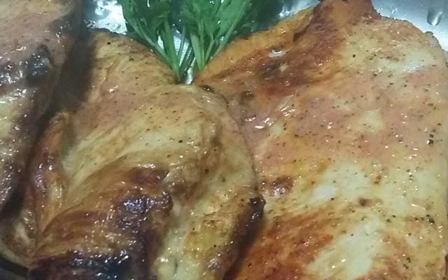 Filé de frango grelhado com limão