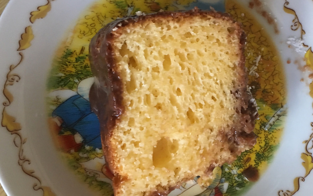 Bolo simples fácil fácil