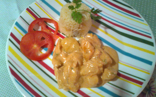 Estrogonofe de frango com batatas