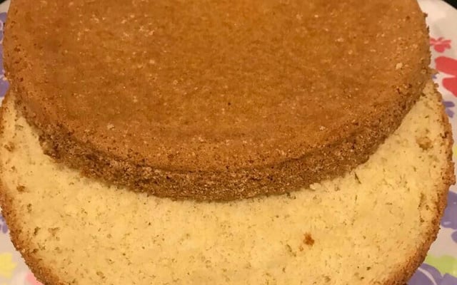 Bolo pão de ló d'água