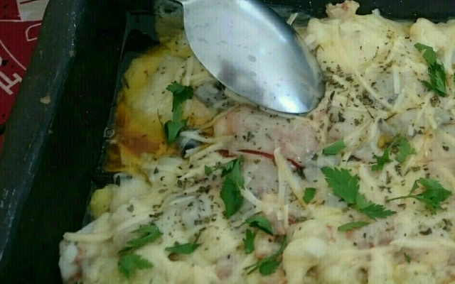 Tilápia na telha com mandioquinha