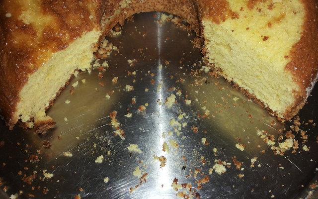 Bolo de laranja inteira