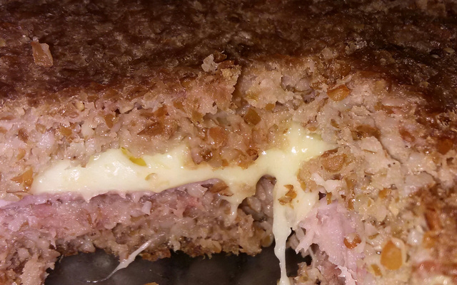 Quibe assado recheado