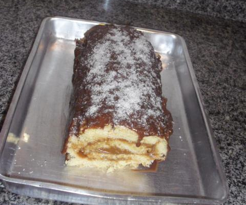 Rocambole de doce de leite