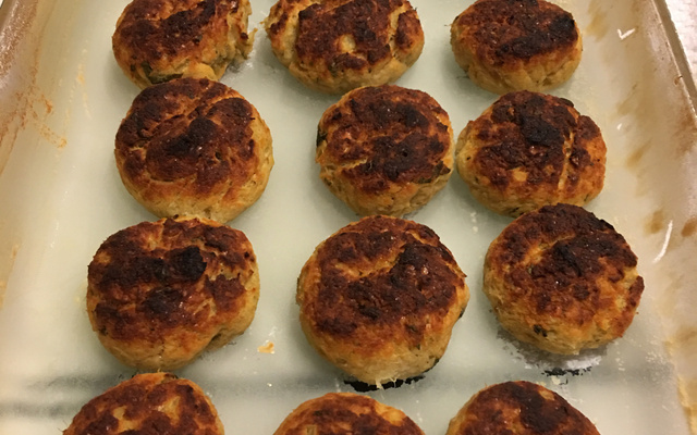 Bolinho de batata doce com atum
