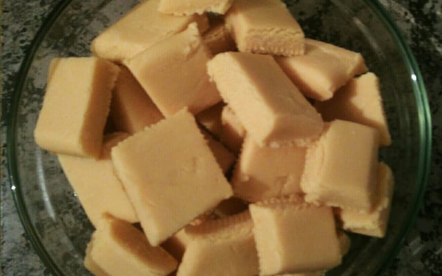 Doce de leite caseiro (em pedaços)