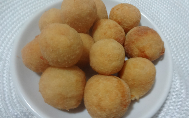 Bolinha de queijo