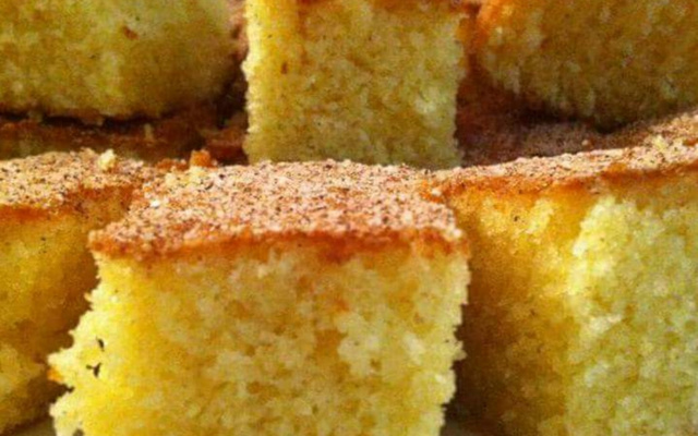 Pão-de-ló de fubá Sanclair